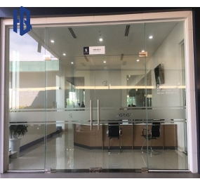 Cửa kính cường lực 3