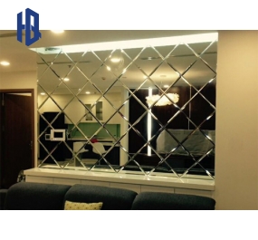 Kính ốp trang trí 4